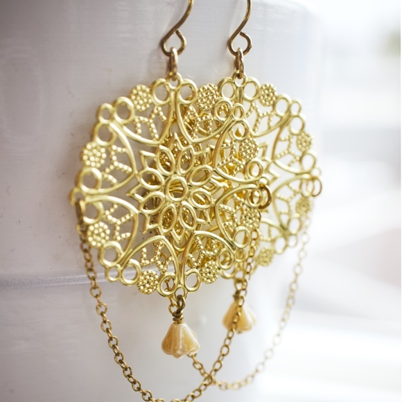 Gold Filigree Beaded Earrings - Picture 3 of 4